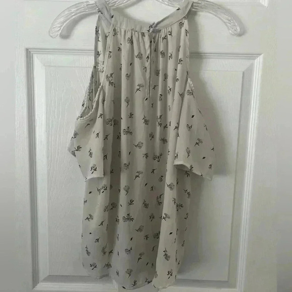 Sienna Sky Woman’s Floral Cut Out Blouse - Picture 2 of 6